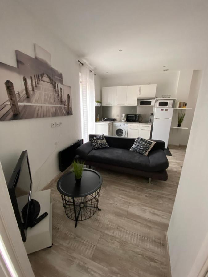 Arcole 5 - Jolie Appartement Centre Ville De Beziers Avec Garage- Wifi -Tv Connectee 외부 사진